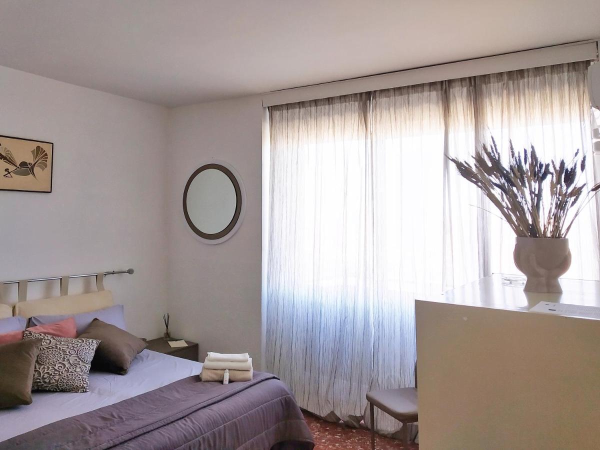"Vacanze Romane" Stazione Tiburtina, Appartamento Tre Camere Da Letto 5 Posti Letto 외부 사진